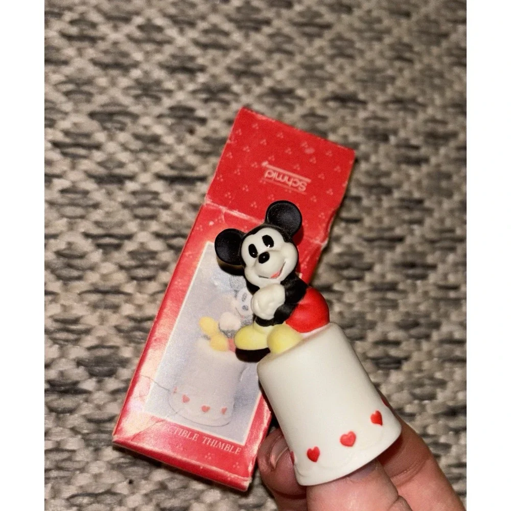 Miniature Mickey Mouse Figurine Thimble Walt Disney Schmid Label Present 2